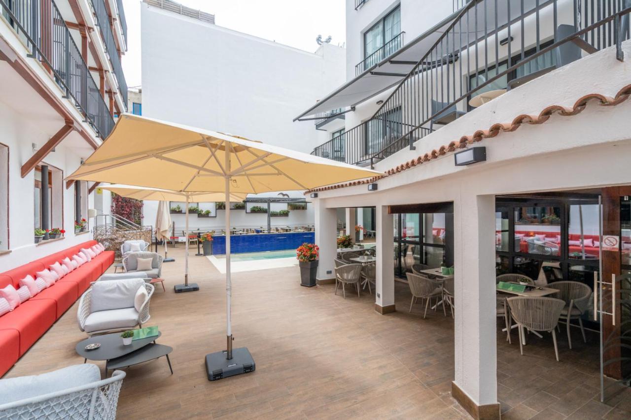 Neptuno Apartments Calella Exterior photo